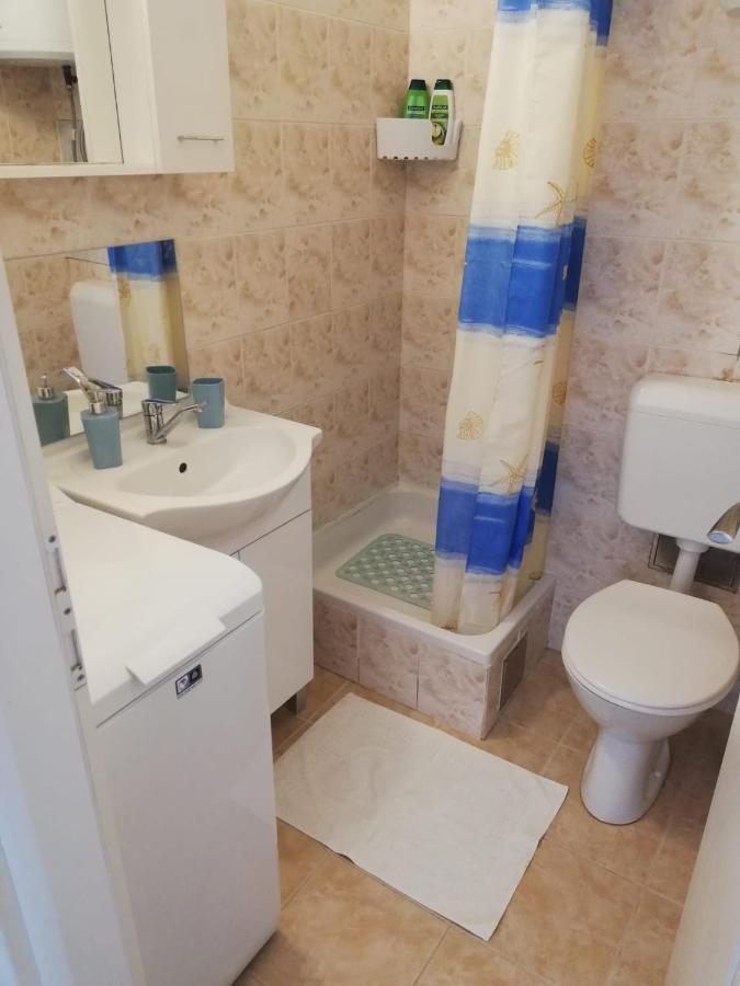 Apartment Fortuna Nečujam Eksteriør billede