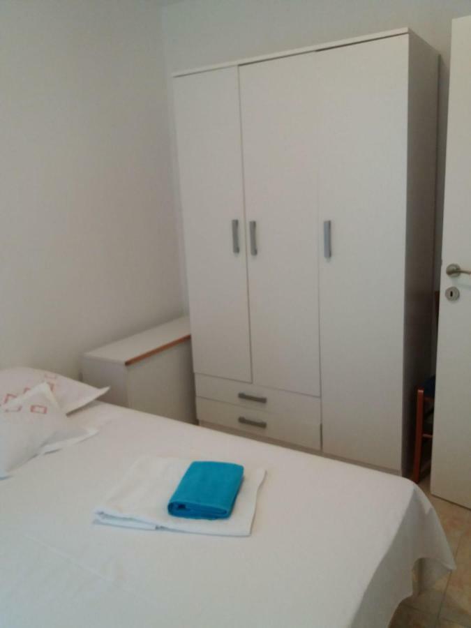 Apartment Fortuna Nečujam Eksteriør billede