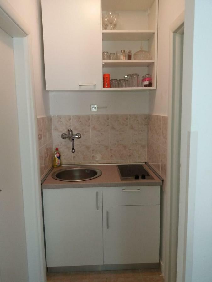 Apartment Fortuna Nečujam Eksteriør billede